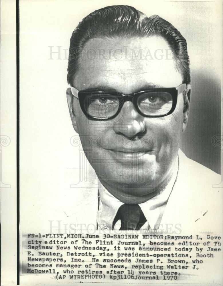 1970 Press Photo Raymond L Gove New Editor Saginaw News - Historic Images