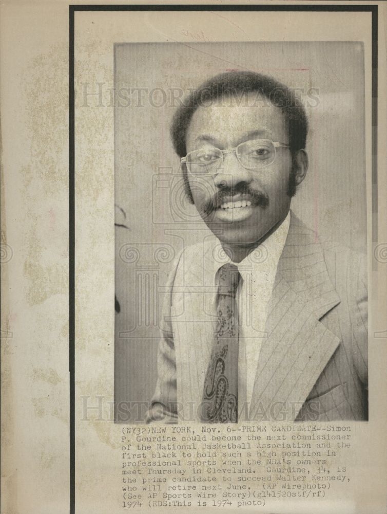 1974 Press Photo Simon Gourdine commissioner NBA - Historic Images