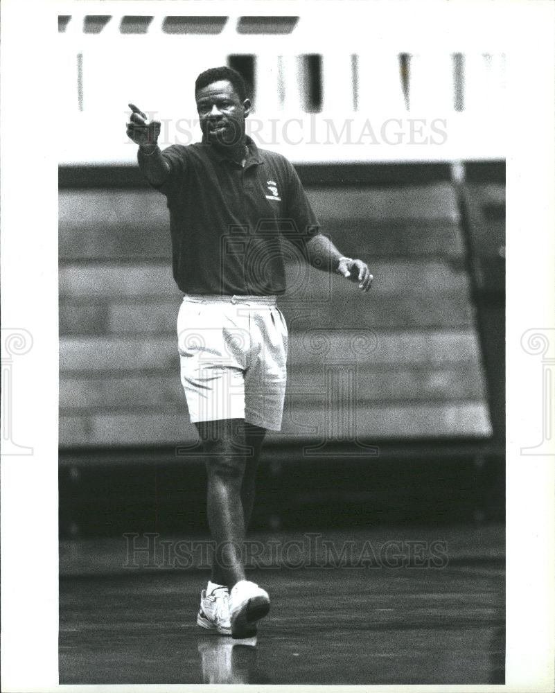 1992 Press Photo Ricky Byrdsong University Detroit - Historic Images