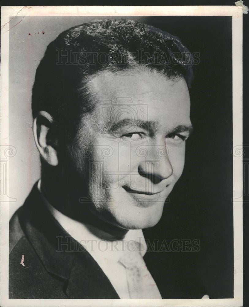 1969 Press Photo Red Buttons Actor Comedian Author - Historic Images
