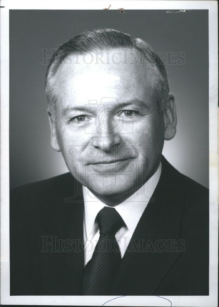 1973 Press Photo Philip Caldwell vice president - Historic Images