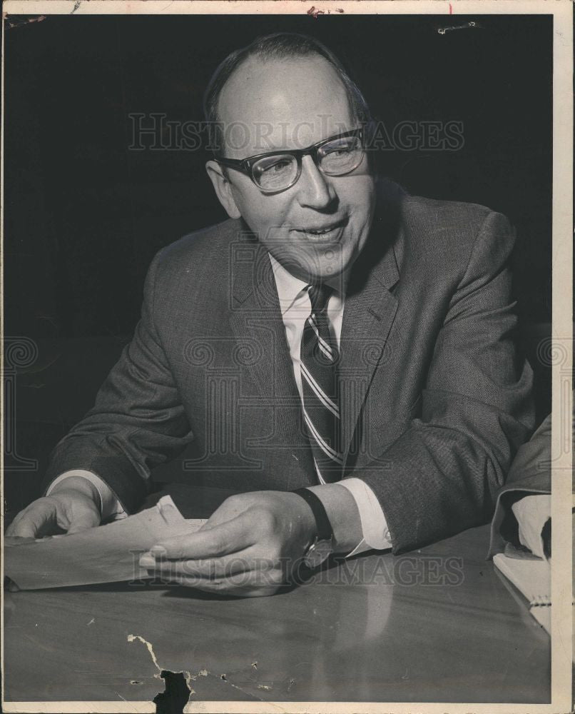 1967 Press Photo judge honorable - Historic Images
