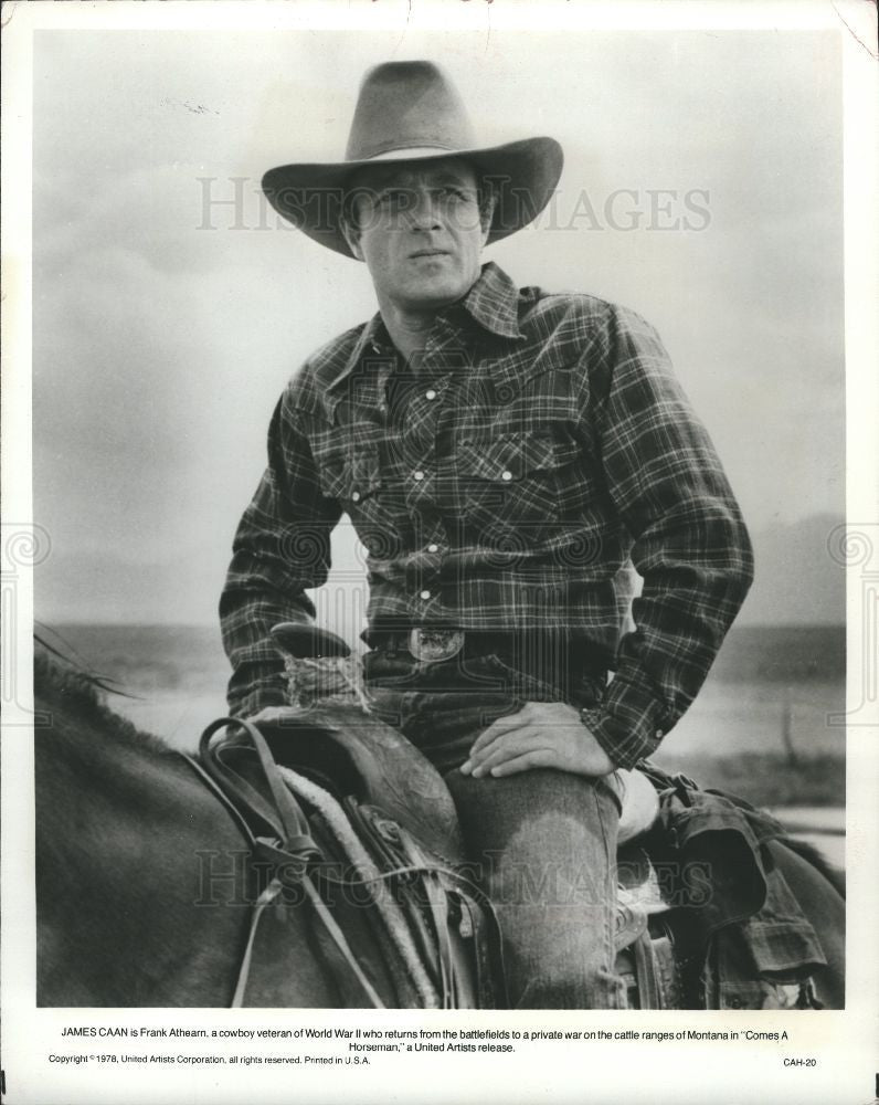 1976 Press Photo James Caan Comes a Horseman Film UA - Historic Images