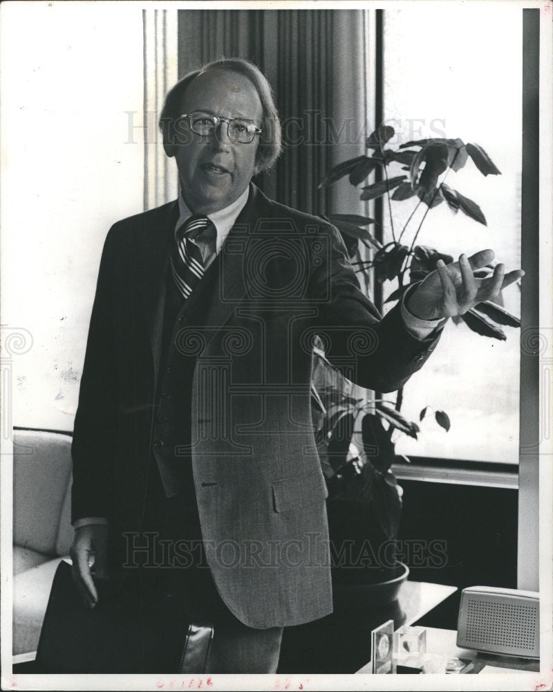 1977 Press Photo WILLIAM L. CAHALAN - Historic Images