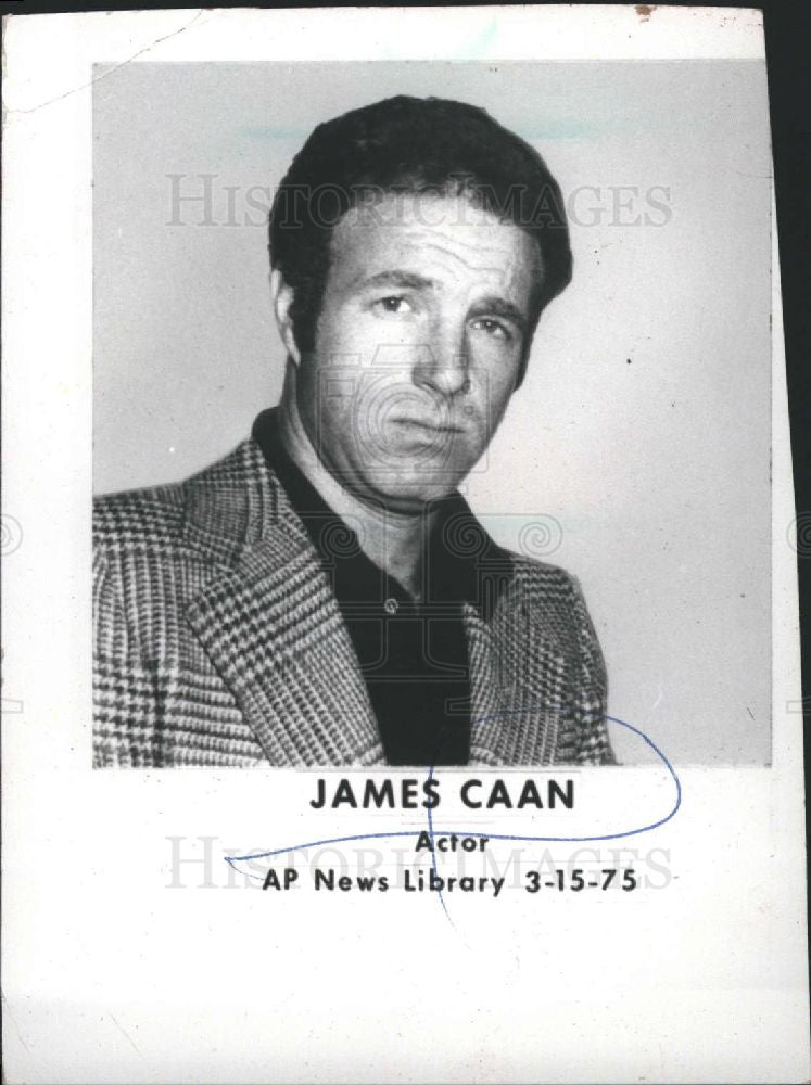 1975 Press Photo James Caan  Actor 1975 - Historic Images