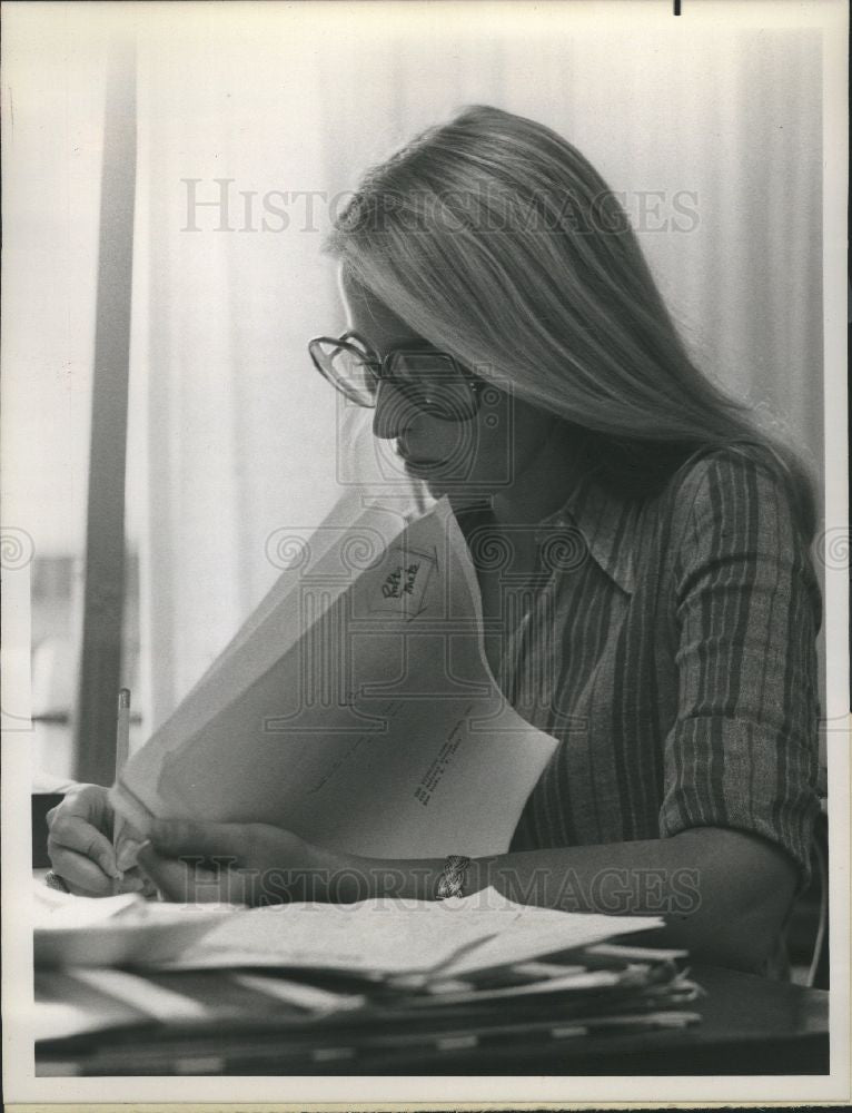 1974 Press Photo Sally Quinn NBC-TV weekend magazine - Historic Images