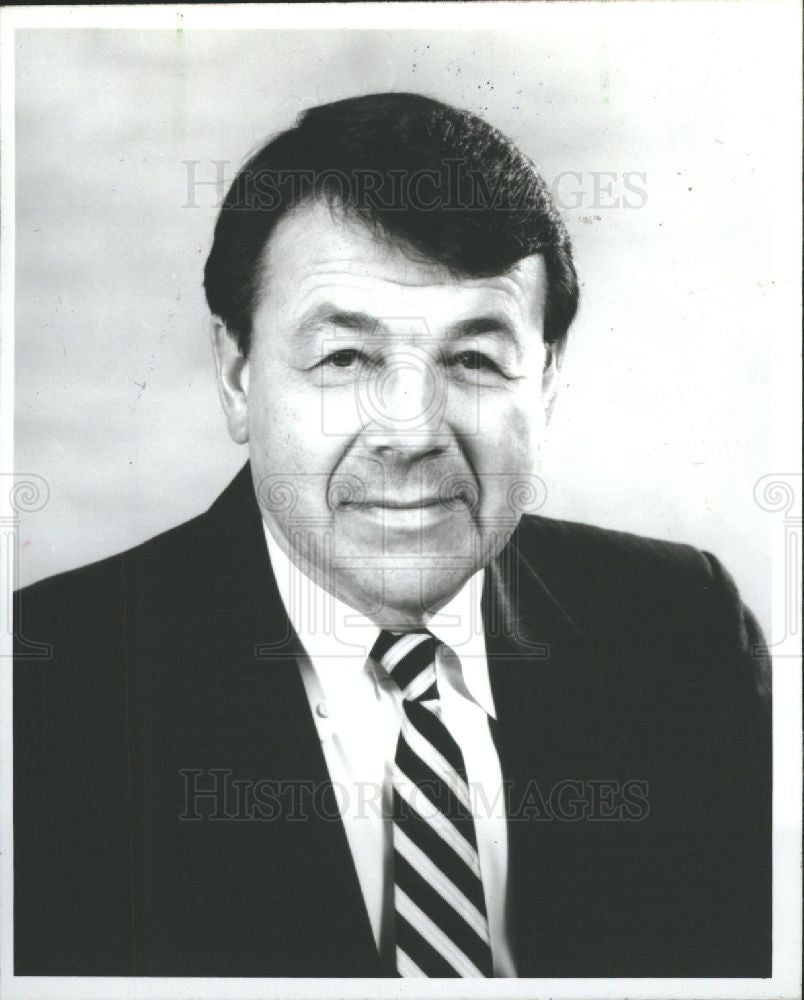 1989 Press Photo Patrick M Quinn Chairman President - Historic Images