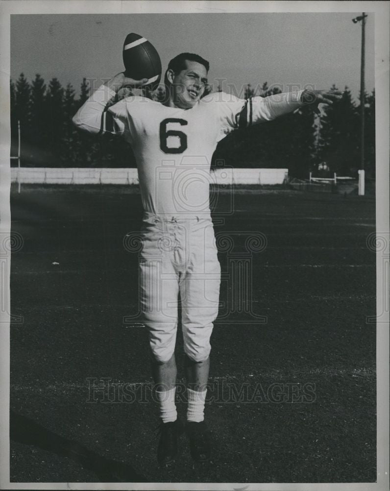 Press Photo Marv Raab played football Alma College - Historic Images