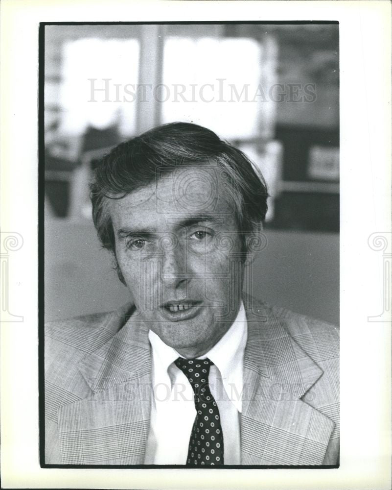 1979 Press Photo John Caldwell Detroit WWJ TV 56 - Historic Images