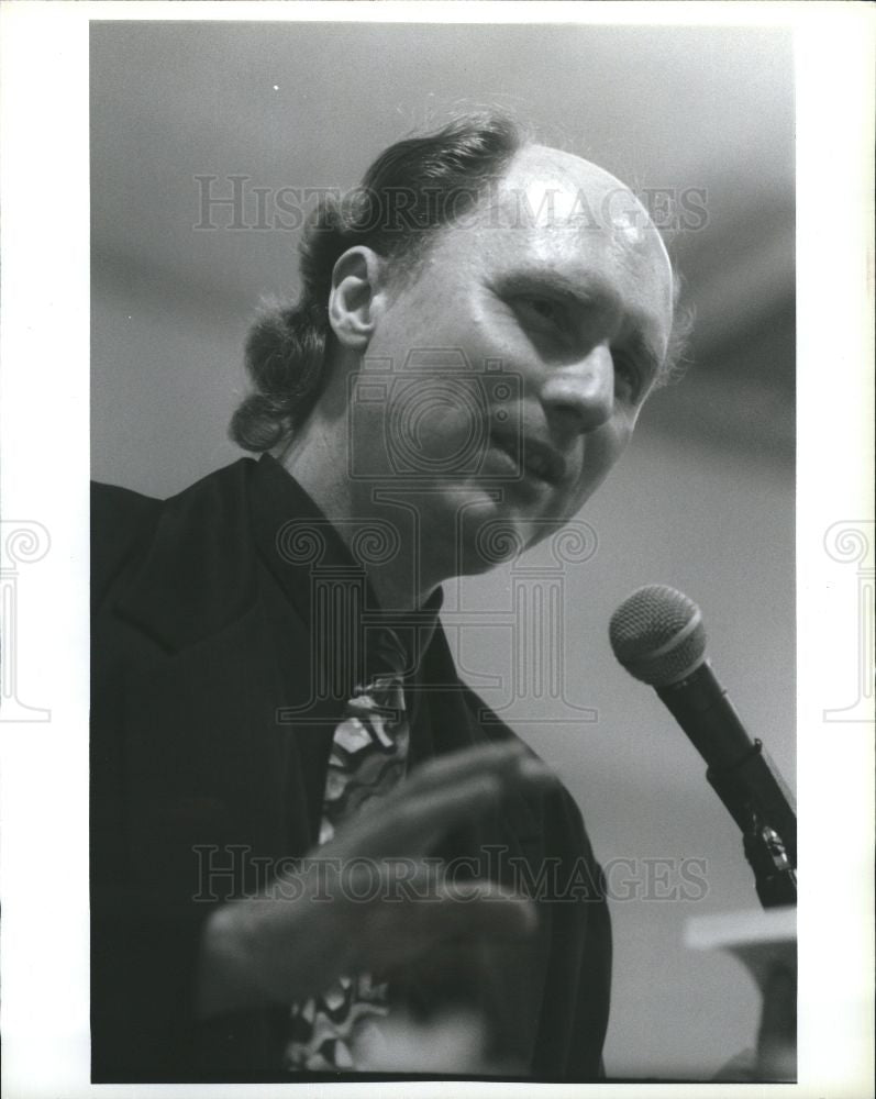 1993 Press Photo Robert Olen Butler - Historic Images