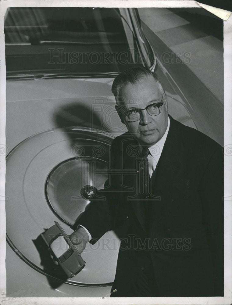 1957 Press Photo Quinn - Historic Images