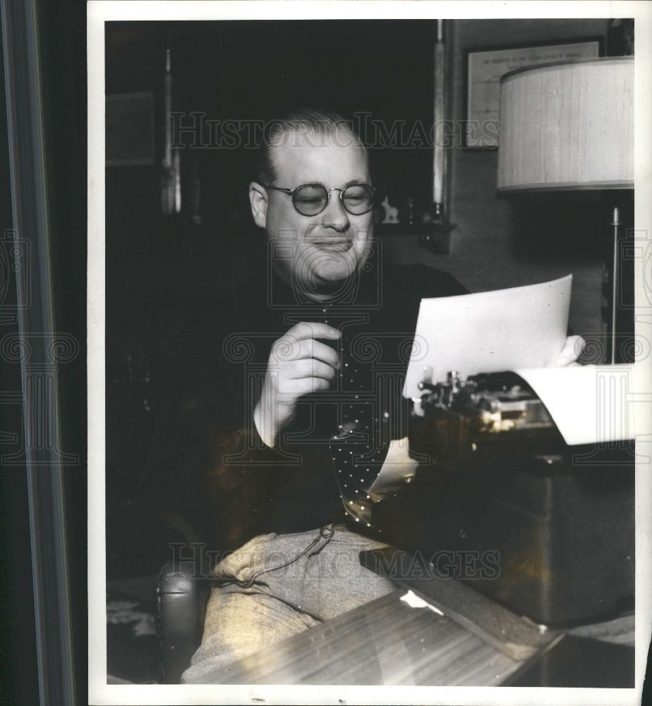 1942 Press Photo Don Quinn Author - Historic Images