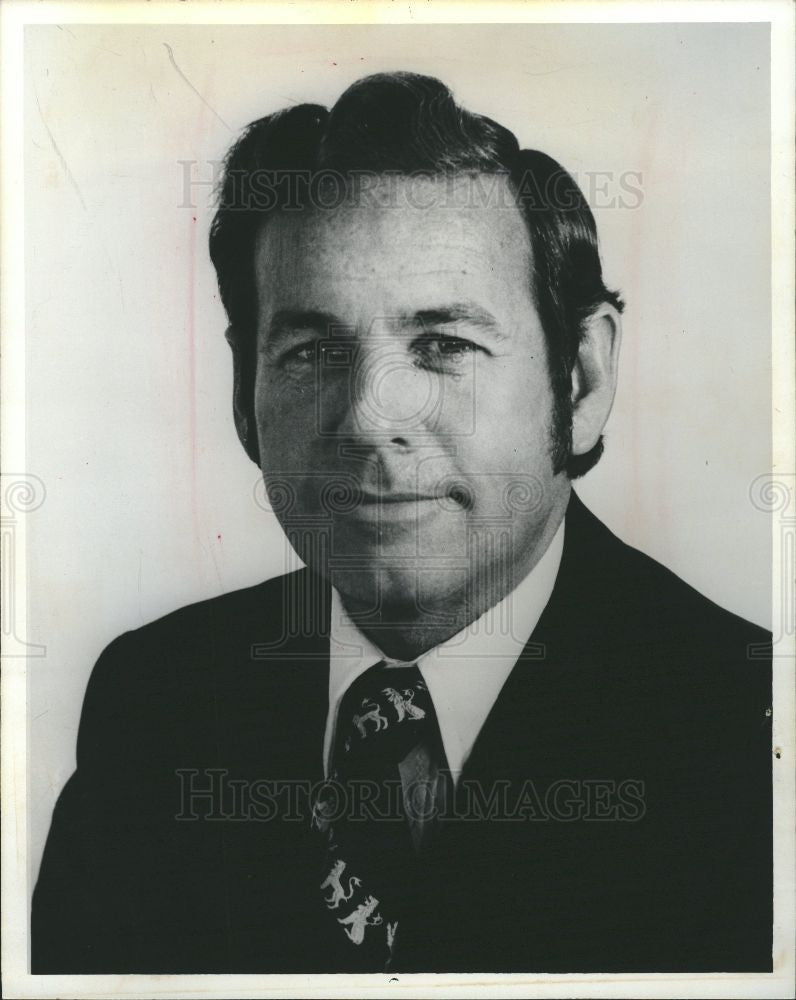 1975 Press Photo lee guittar president dfp - Historic Images