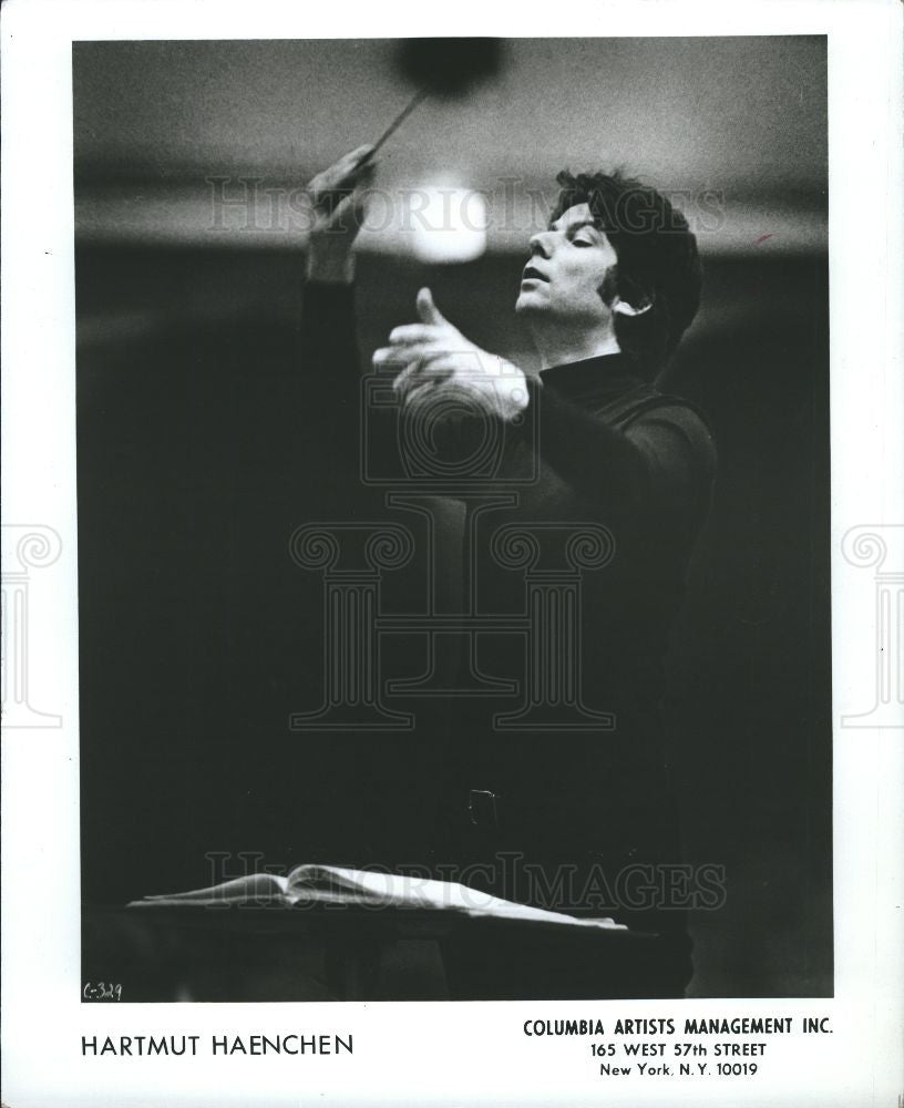 1988 Press Photo Hartmut Haenchen orchestra conductor - Historic Images