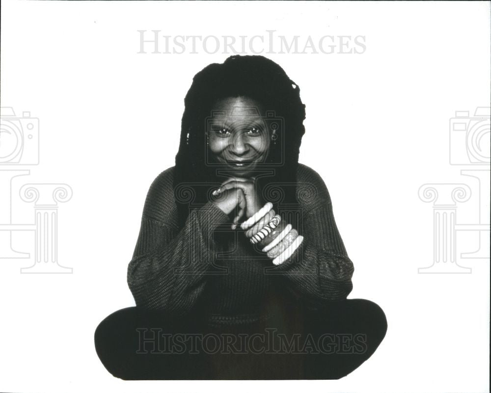 Press Photo Whoopi Goldberg Actress Comedian - Historic Images