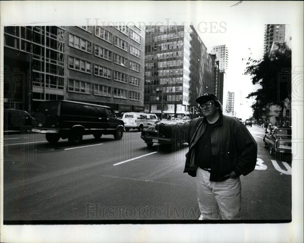 1992 Press Photo Michael Moore New York Broadway Flint - Historic Images