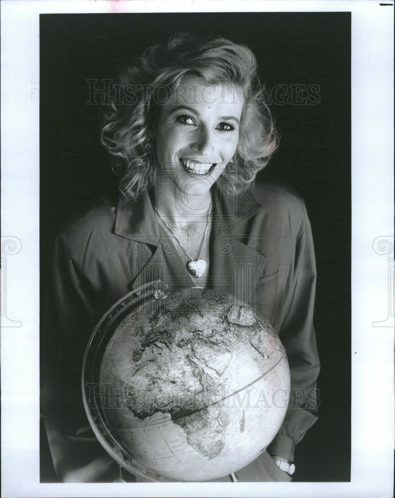 1989 Press Photo JJ Ebaugh Earthbeat - Historic Images