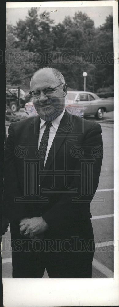 1987 Press Photo Ken bannon - Historic Images