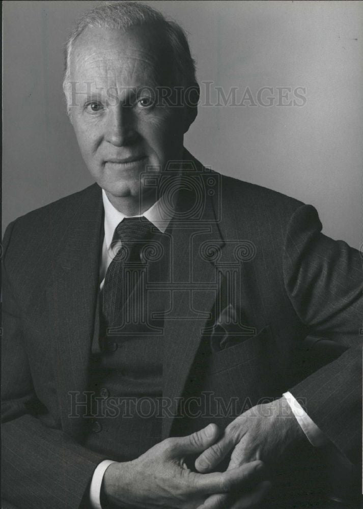 1985 Press Photo Dr. Jan Beekhuis cosmetic surgepn - Historic Images