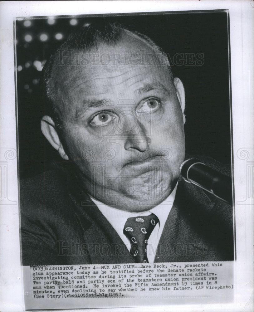 1957 Press Photo Dave Beck, Jr. testified glum teamster - Historic Images