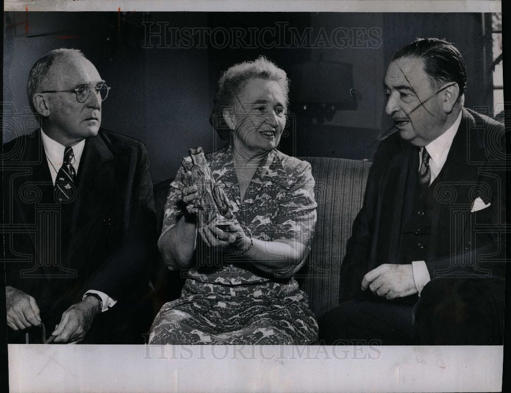 1951 Press Photo John J. OBrien Mrs. OBrien - Historic Images