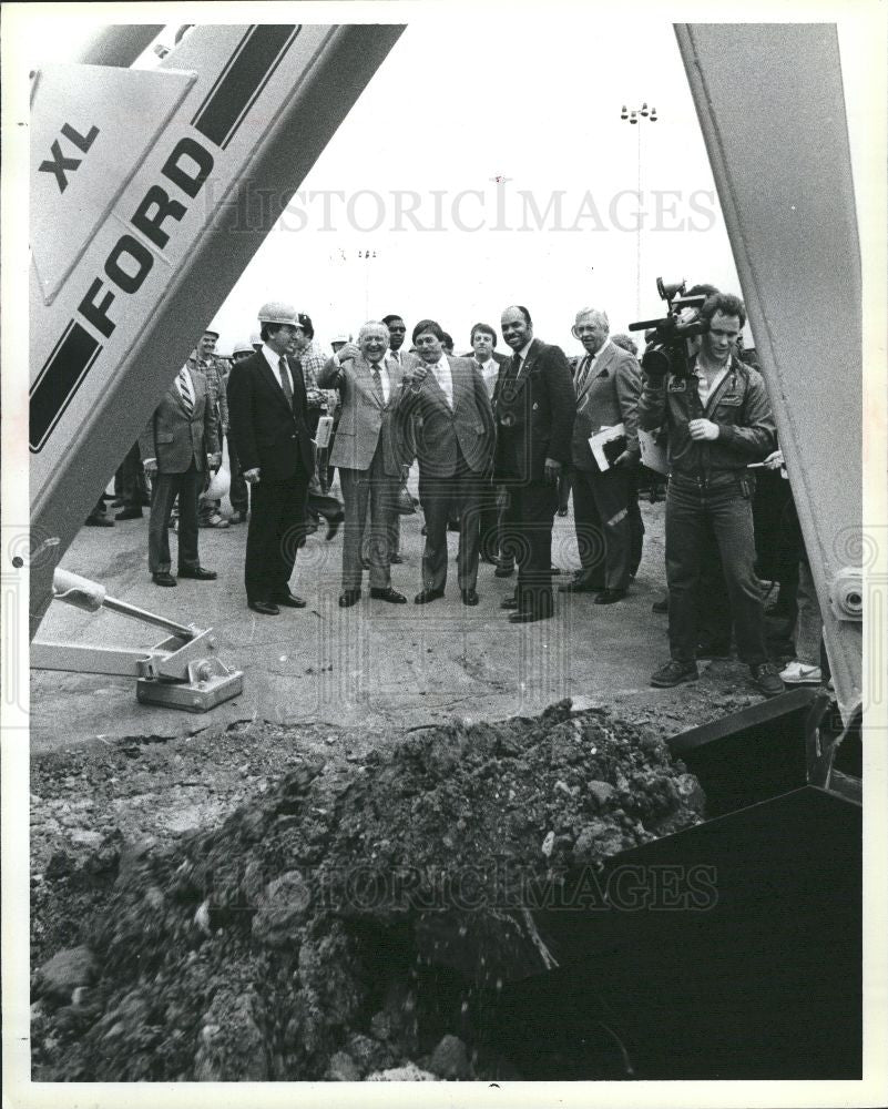 1984 Press Photo ford automaker mihigan - Historic Images