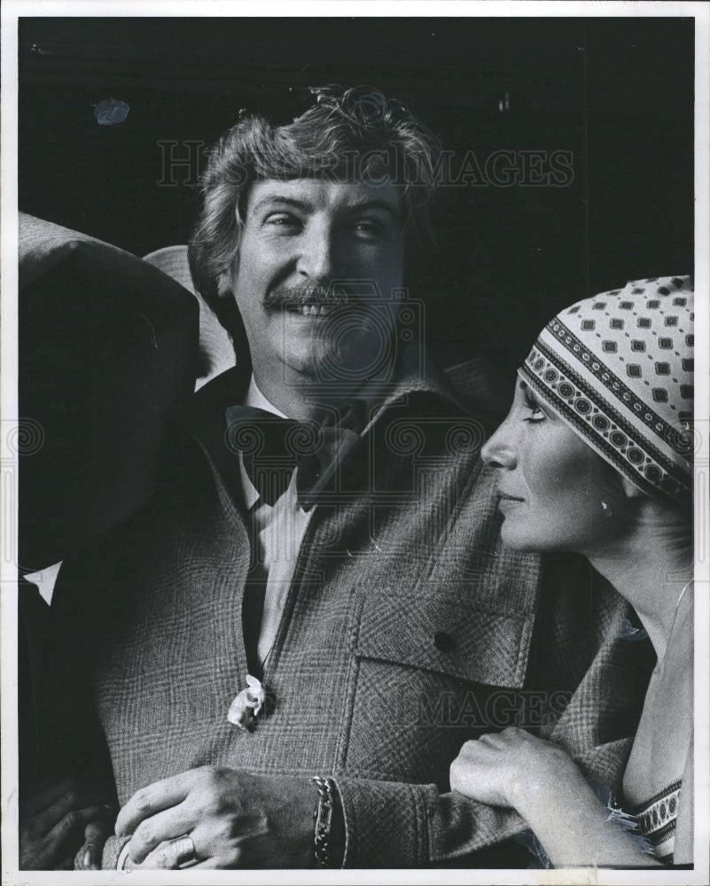 1975 Press Photo Bill Haire Designer Friedericks Sport - Historic Images