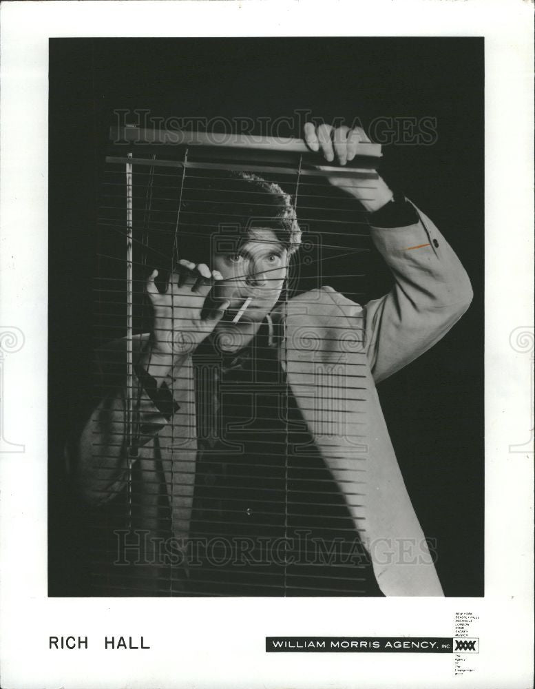 Press Photo Rich Hall - Historic Images