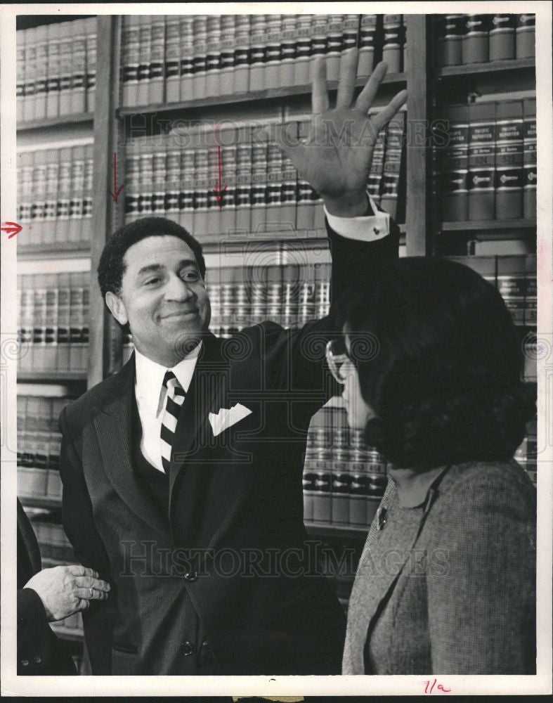1983 Press Photo Elliot Hall Prosector Cop Bribery Case - Historic Images