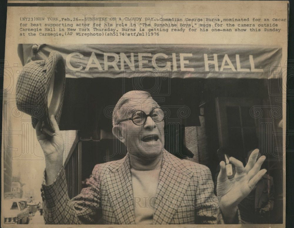 1976 Press Photo George Burns Carnegie Hall comdian - Historic Images