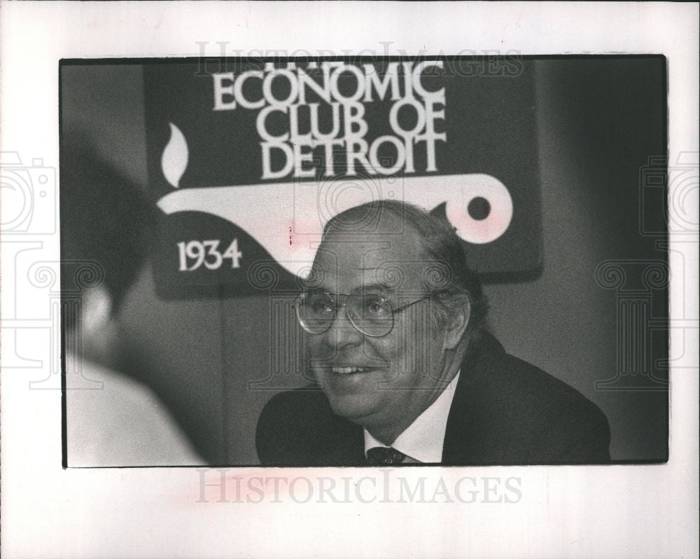 1989 Press Photo Derek Burney Canadian ambassador - Historic Images