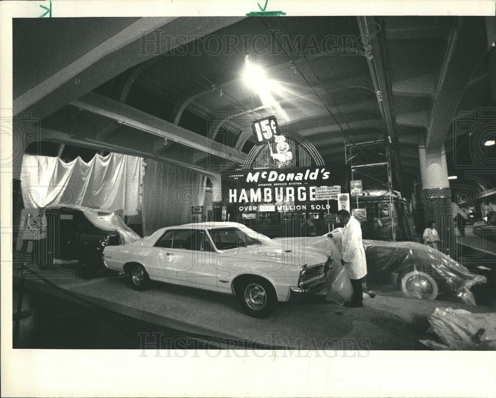 1987 Press Photo Peter Bernardi Henry Ford Museum - Historic Images