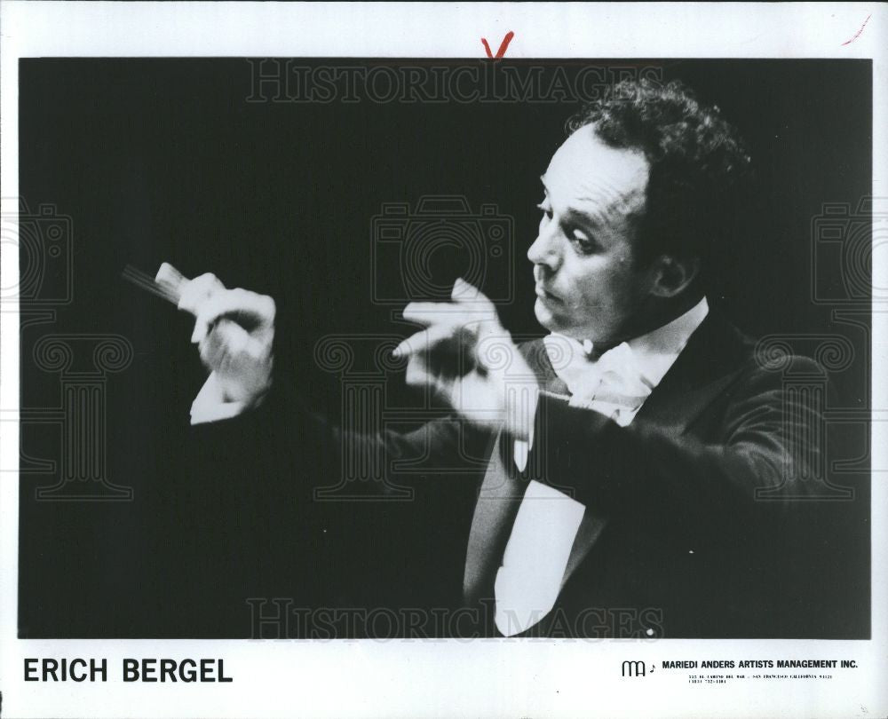 1982 Press Photo Erich Bergel conductor Philharmonic - Historic Images