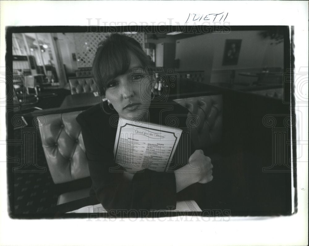 1993 Press Photo Tracy Farrugia, manager of The Eatery - Historic Images