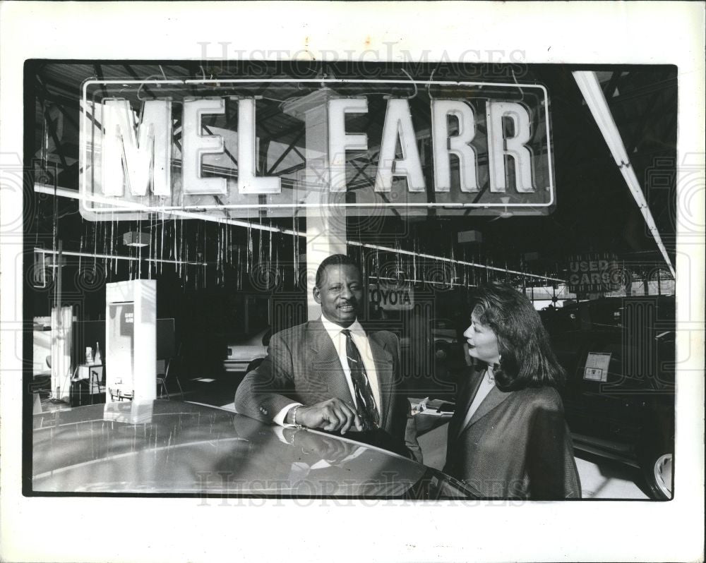 1991 Press Photo Mel Farr Automobile Dealership Detroit - Historic Images