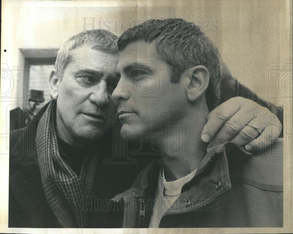 Press Photo James Farentino, George Clooney - Historic Images