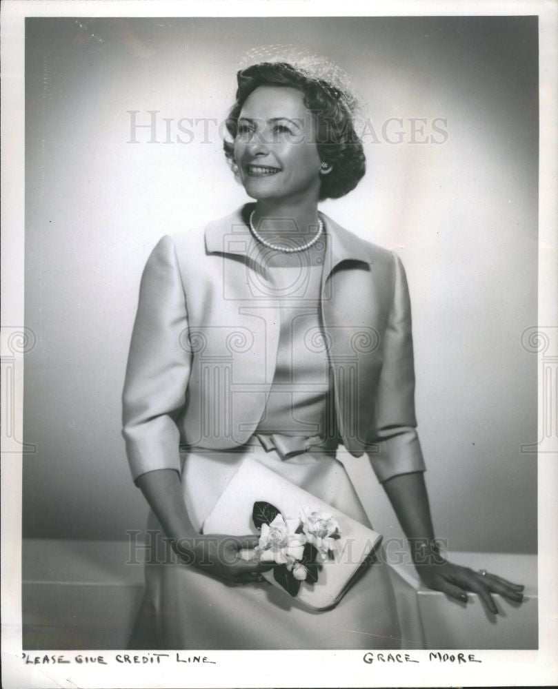 1962 Press Photo Mrs. Raymond C. Firestone - Historic Images