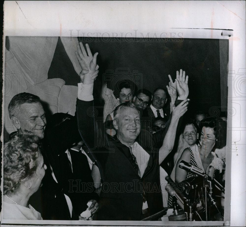 1964 Press Photo Dan K. Moore, Governor - Historic Images