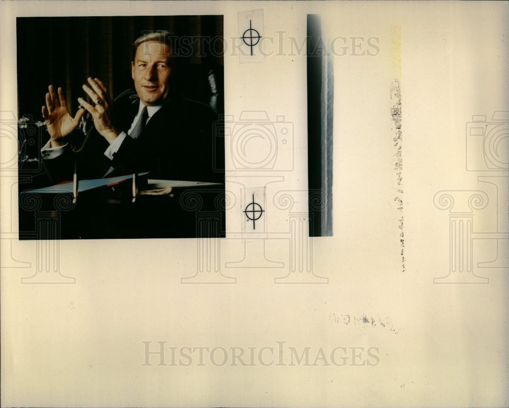 1989 Press Photo Dennis Gormley - Historic Images