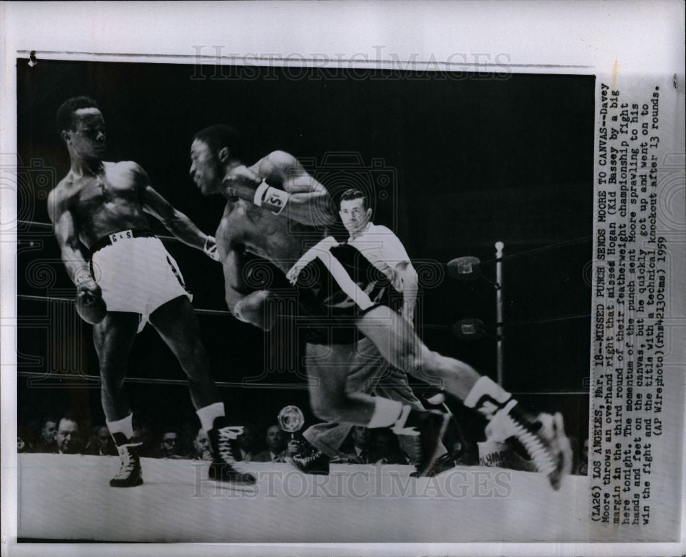 1959 Press Photo Davey Moore boxer - Historic Images