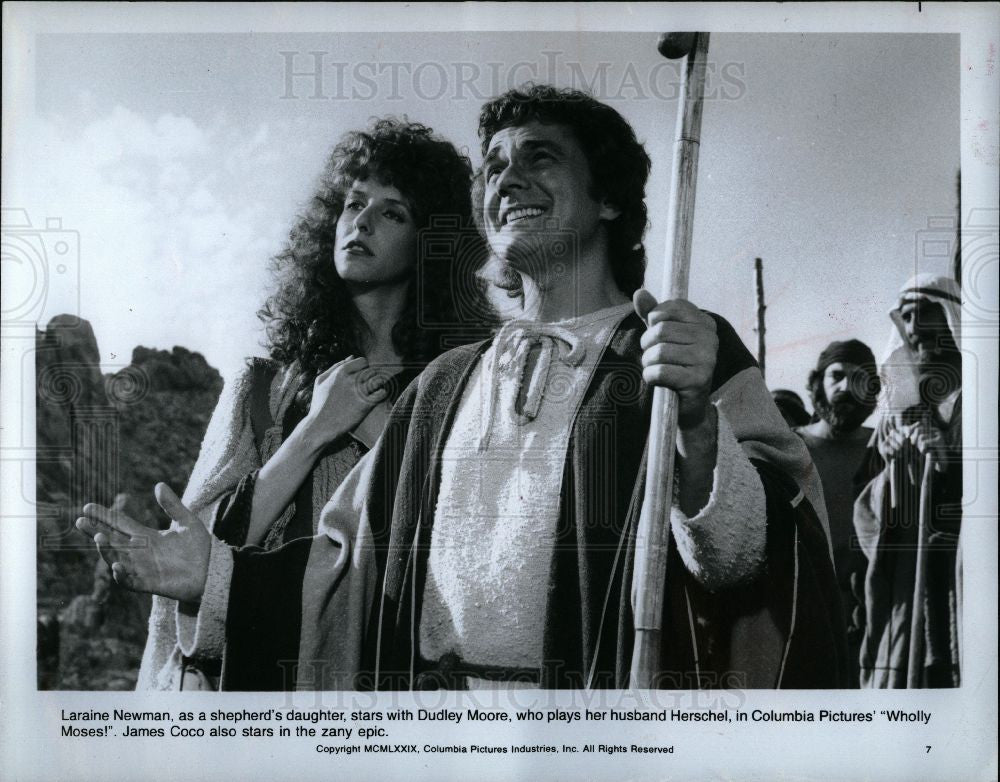 1980 Press Photo Dudley Moore, Wholly Mosses, Laraine N - Historic Images