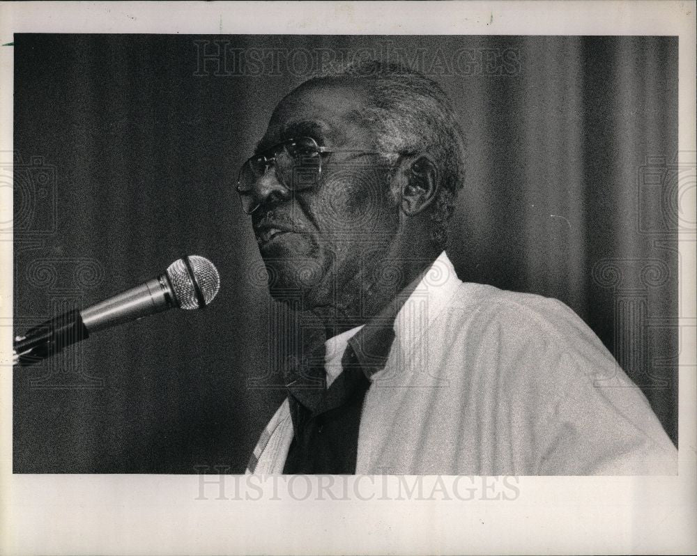 1988 Press Photo ROBERT (Buddy) BATTLE - Historic Images