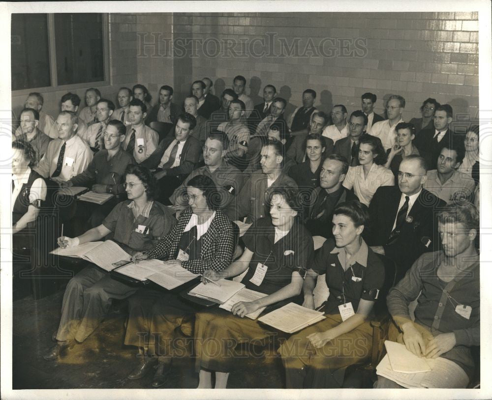 1943 Press Photo willow run ford bomber - Historic Images