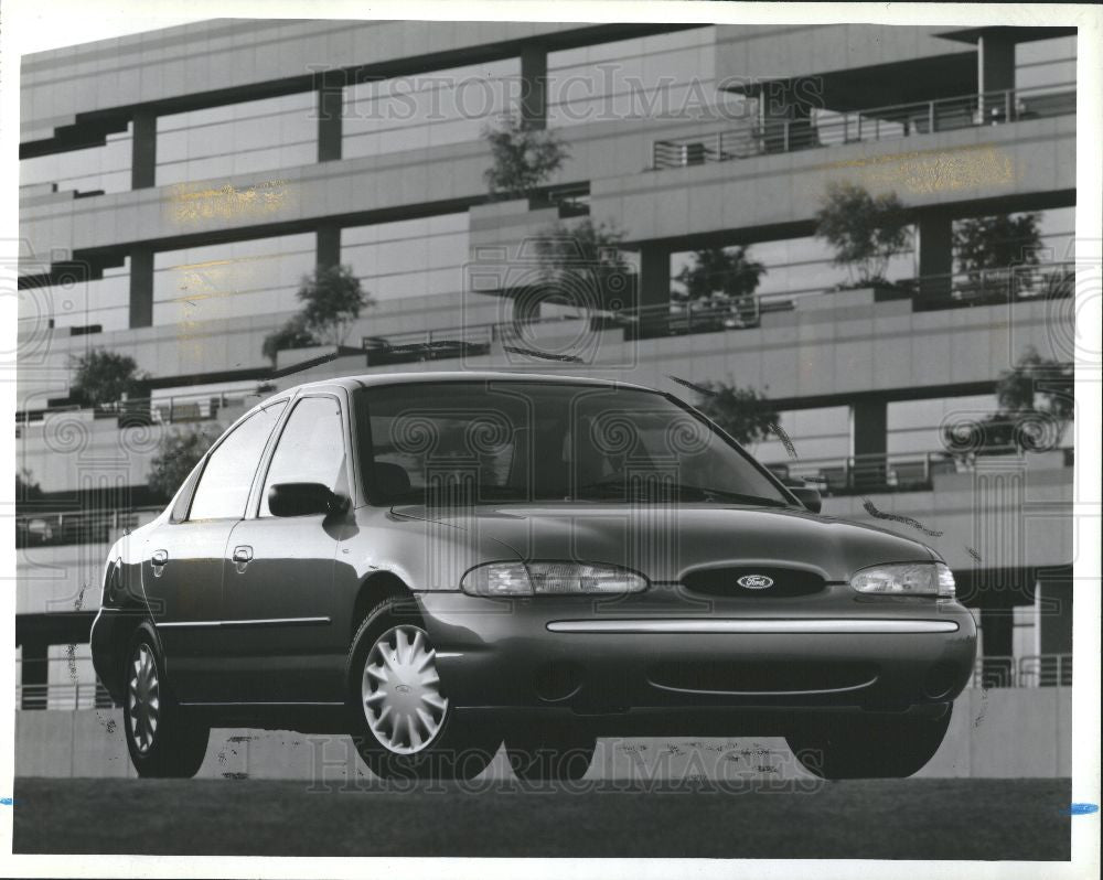 1994 Press Photo Ford Motor Company Automobile 1990 - Historic Images