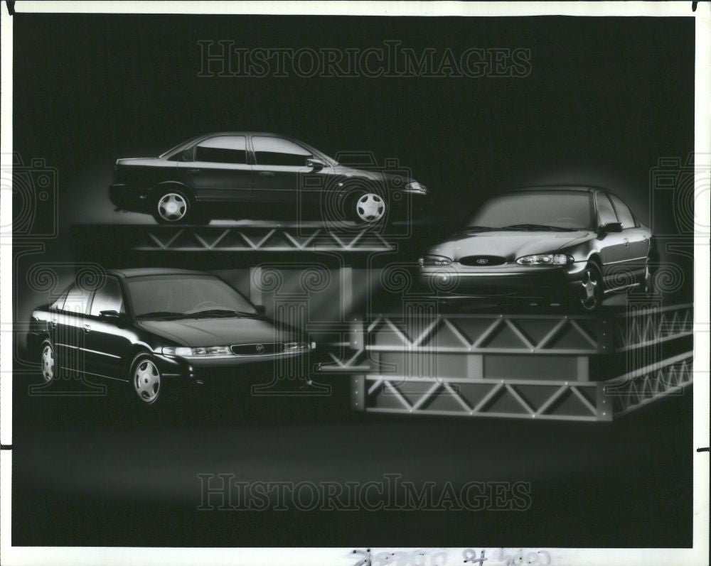 1994 Press Photo ford automobile contour mystique - Historic Images