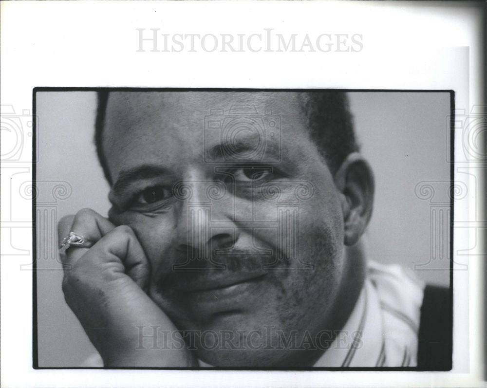 1991 Press Photo James Stanley Hall Jazz guitarist. - Historic Images
