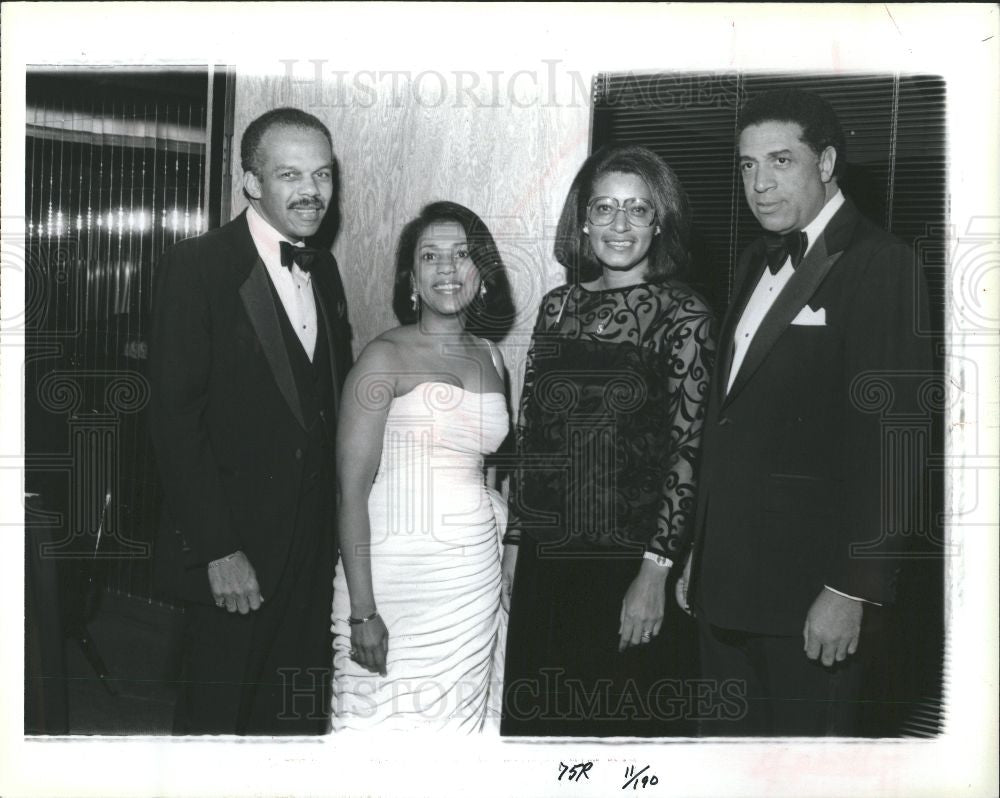 1986 Press Photo Dr. Frank Clark, Miriam Clark, Shirley - Historic Images