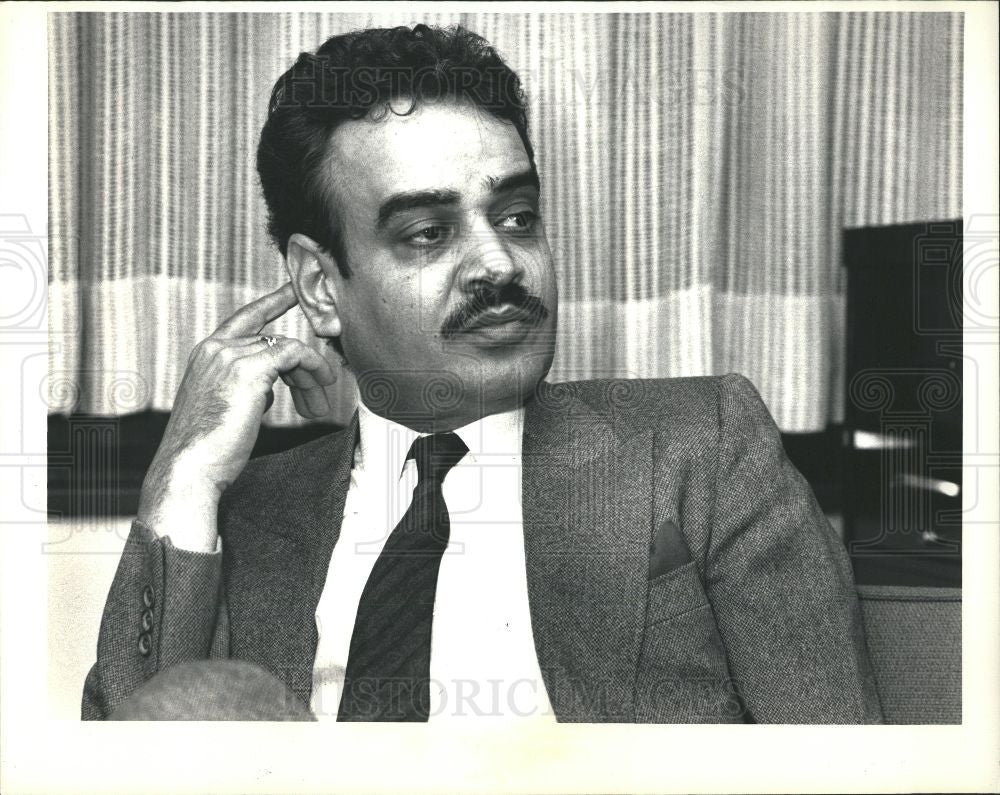 1987 Press Photo Iraqi Ambassador Nizar Hamdoon - Historic Images