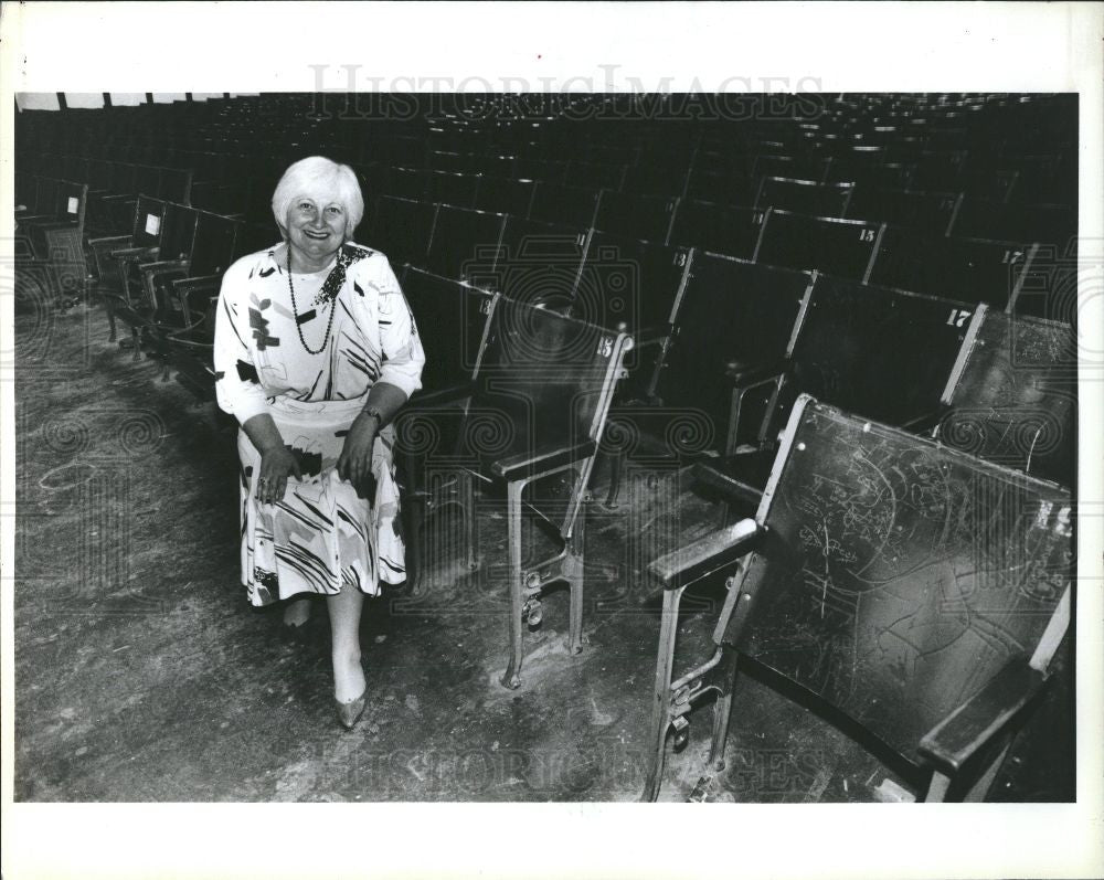 1990 Press Photo Frances Hamburger - Historic Images