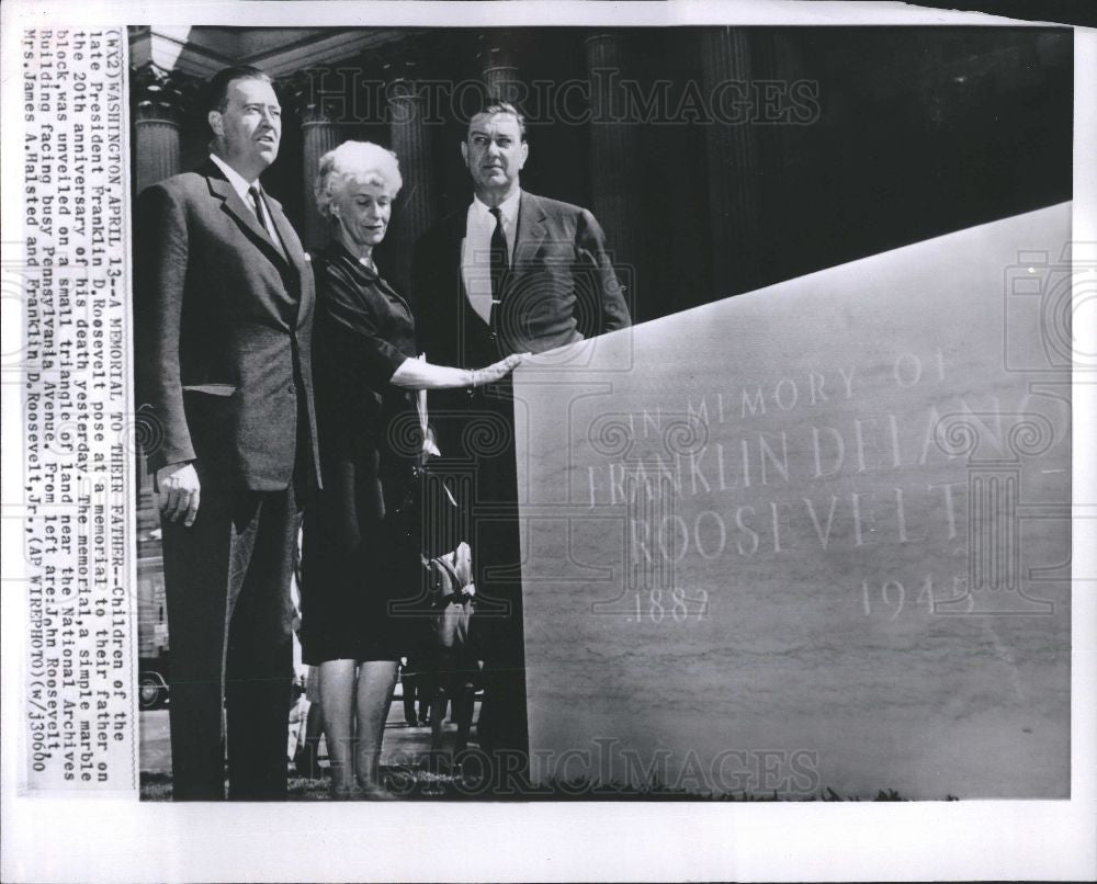 1965 Press Photo Roosevelt Children Memorial - Historic Images